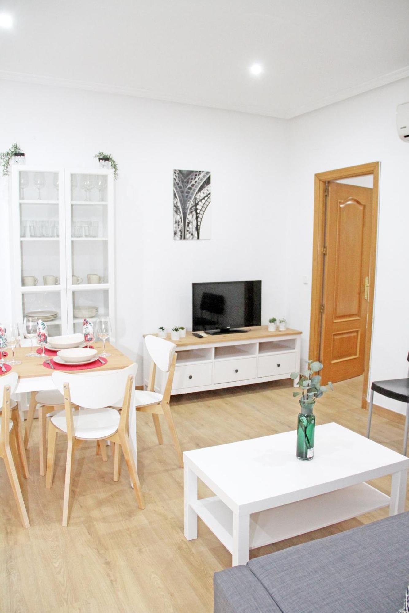Lujosos Apartamentos En El Centro De マドリード エクステリア 写真