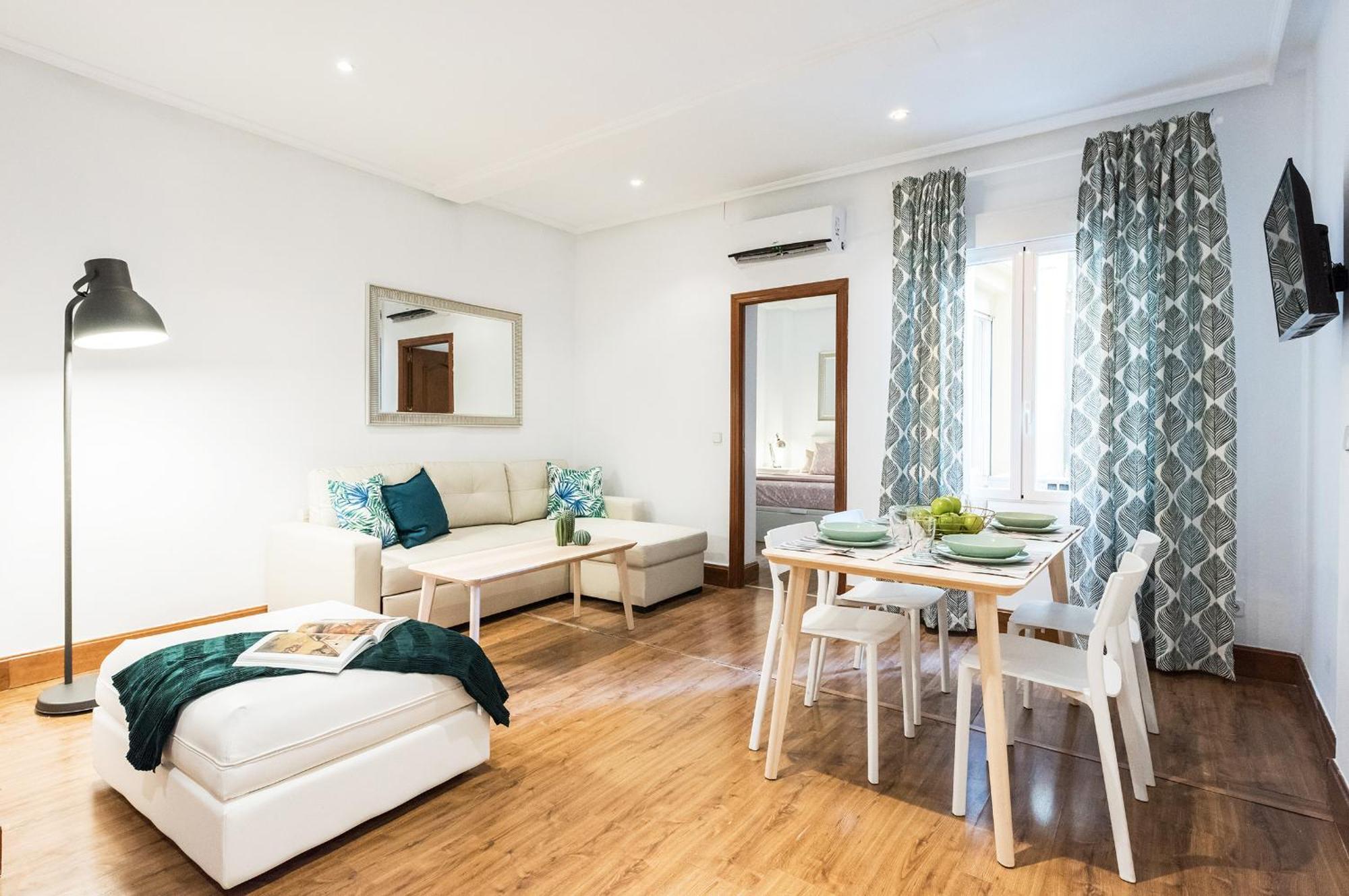 Lujosos Apartamentos En El Centro De マドリード エクステリア 写真